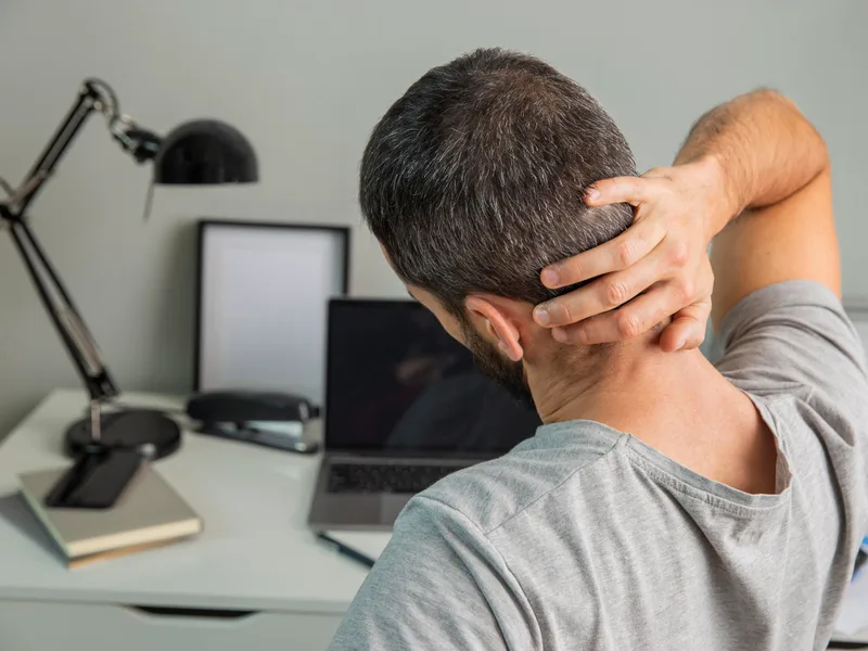 Schomaker Chiropractic Clinic treating neck pain in Elk River